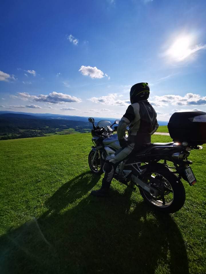 Pasja trenera motocykle aktywny styl życia